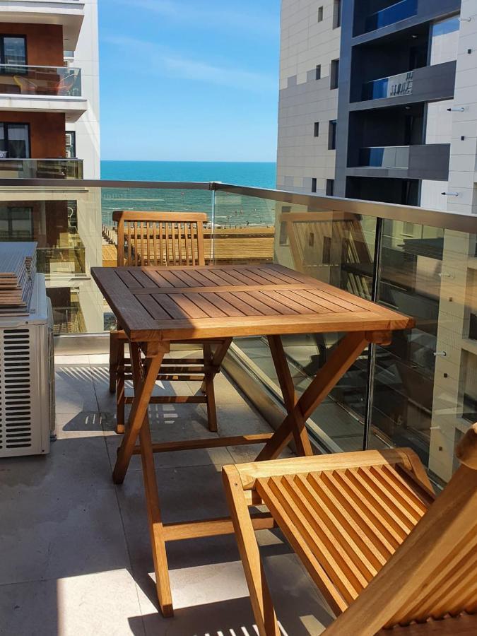 Black Sea Booking - Sky Năvodari Екстериор снимка